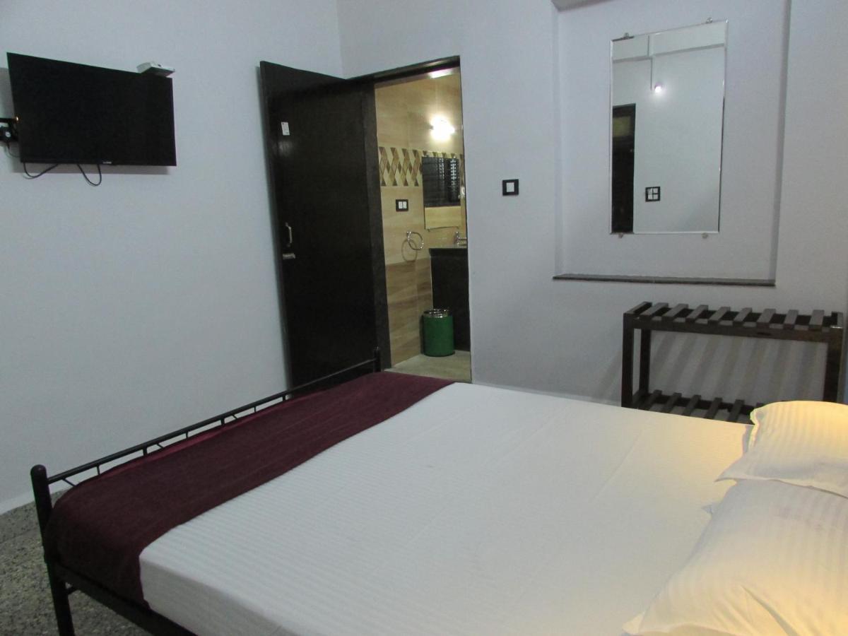 Sanrit Hotel GOA Eksteriør bilde
